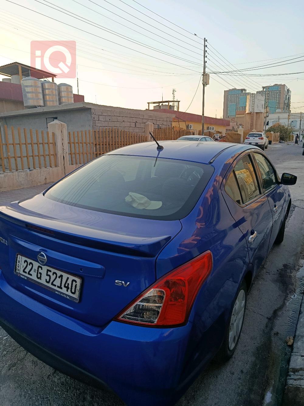 نیسان ڤێرسا